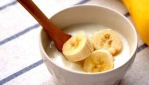Banana mask for radiant and wrinkle-free skin